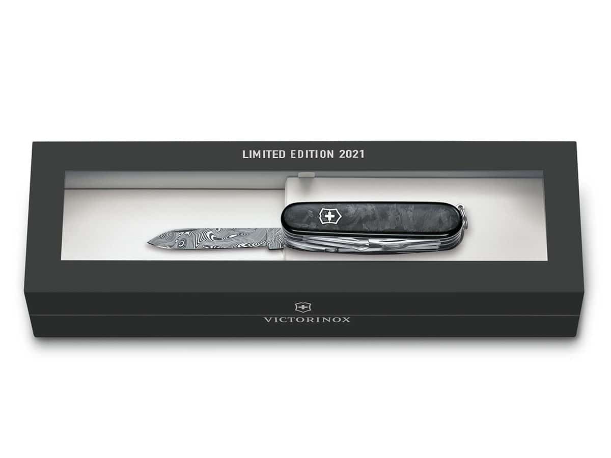 You Won't Lose the Victorinox Limited Edition Alox Collection