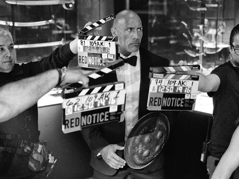 Netflix 'Red Notice' Trailer Released Man of Many