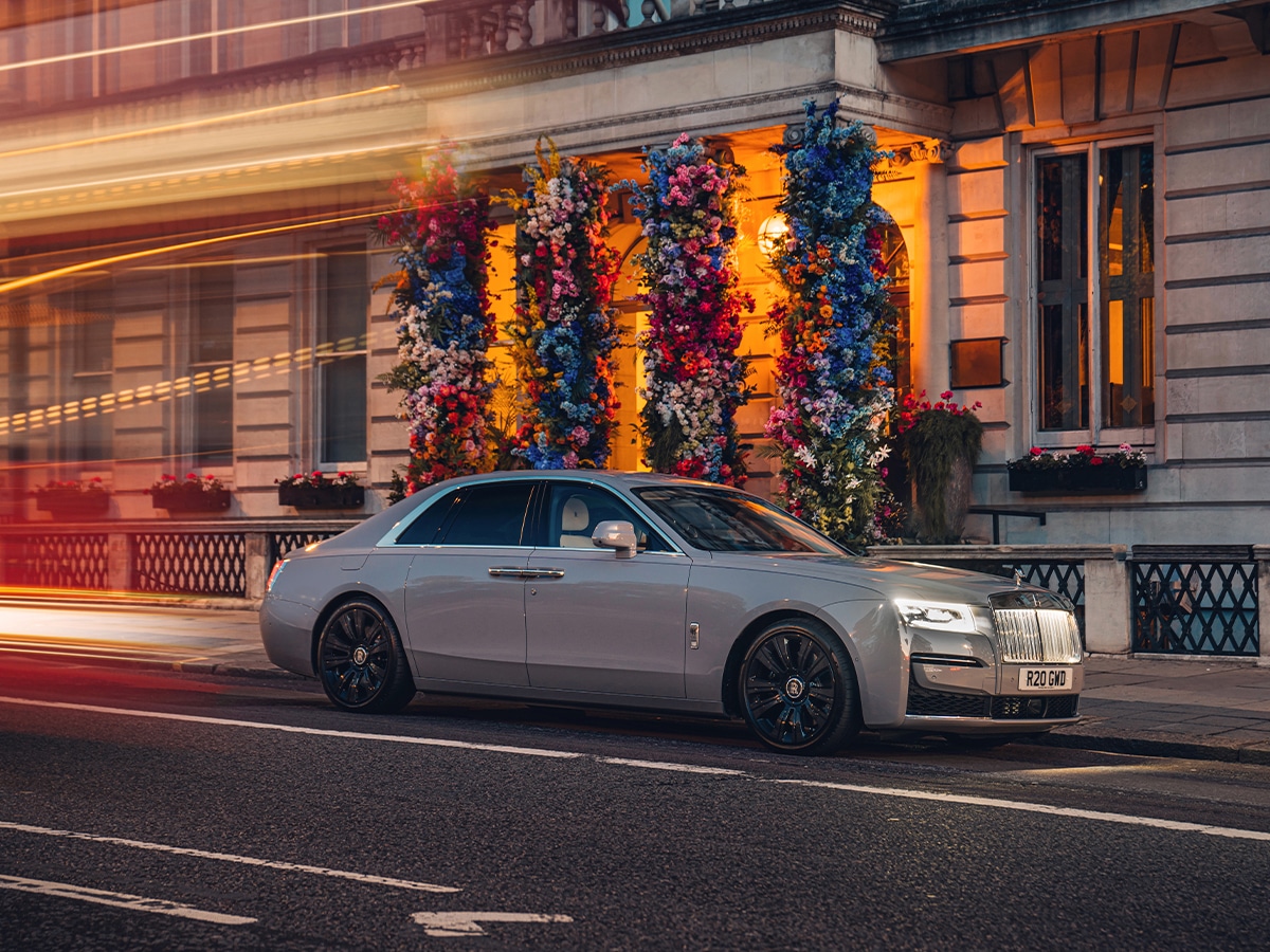 RollsRoyce Ghost 2021 được gọt giũa nhẹ nhàng mạnh gần 700 mã lực mà  vẫn sang trọng tuyệt đối