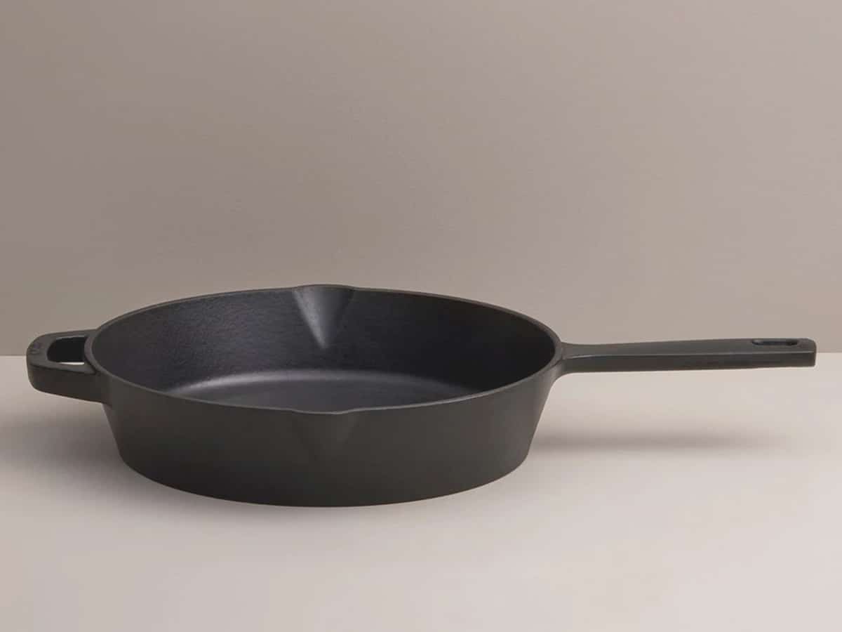 10 Must Have Cast Iron Products and Accessories! - The Organic Goat Lady