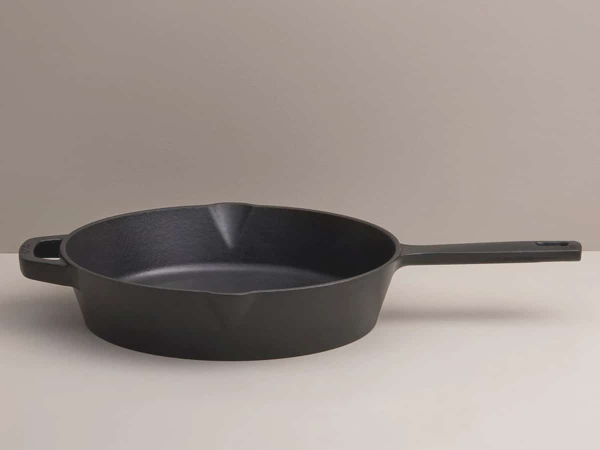 The Best Cast Iron Skillet for a Small Galley – TIDAL LIFE