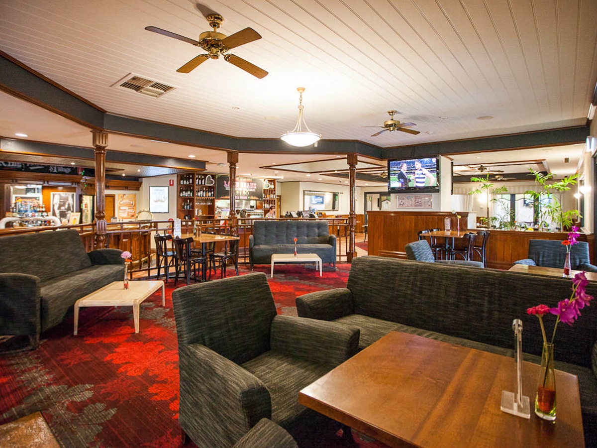 lakers tavern interior