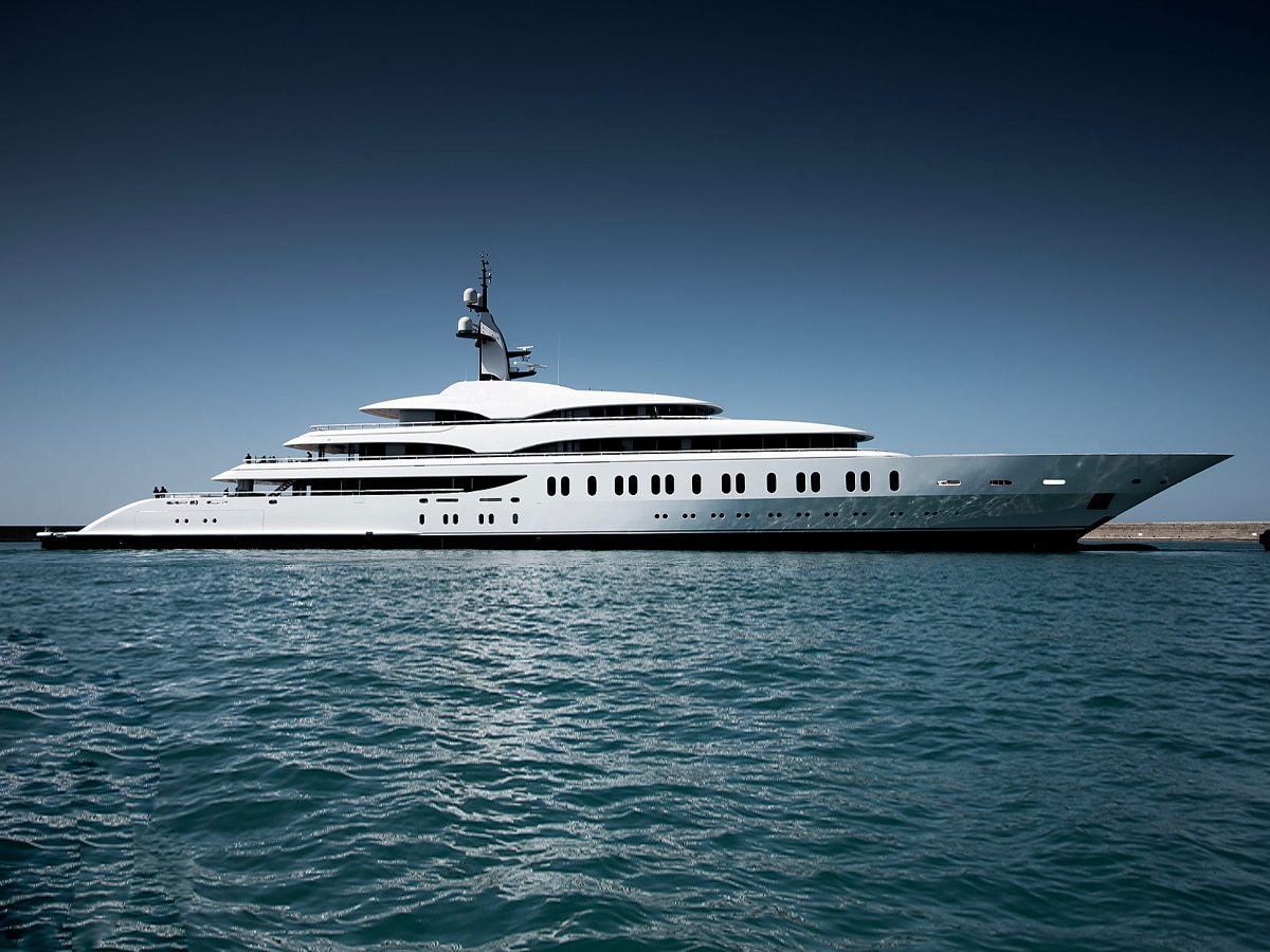 james packer yacht for sale