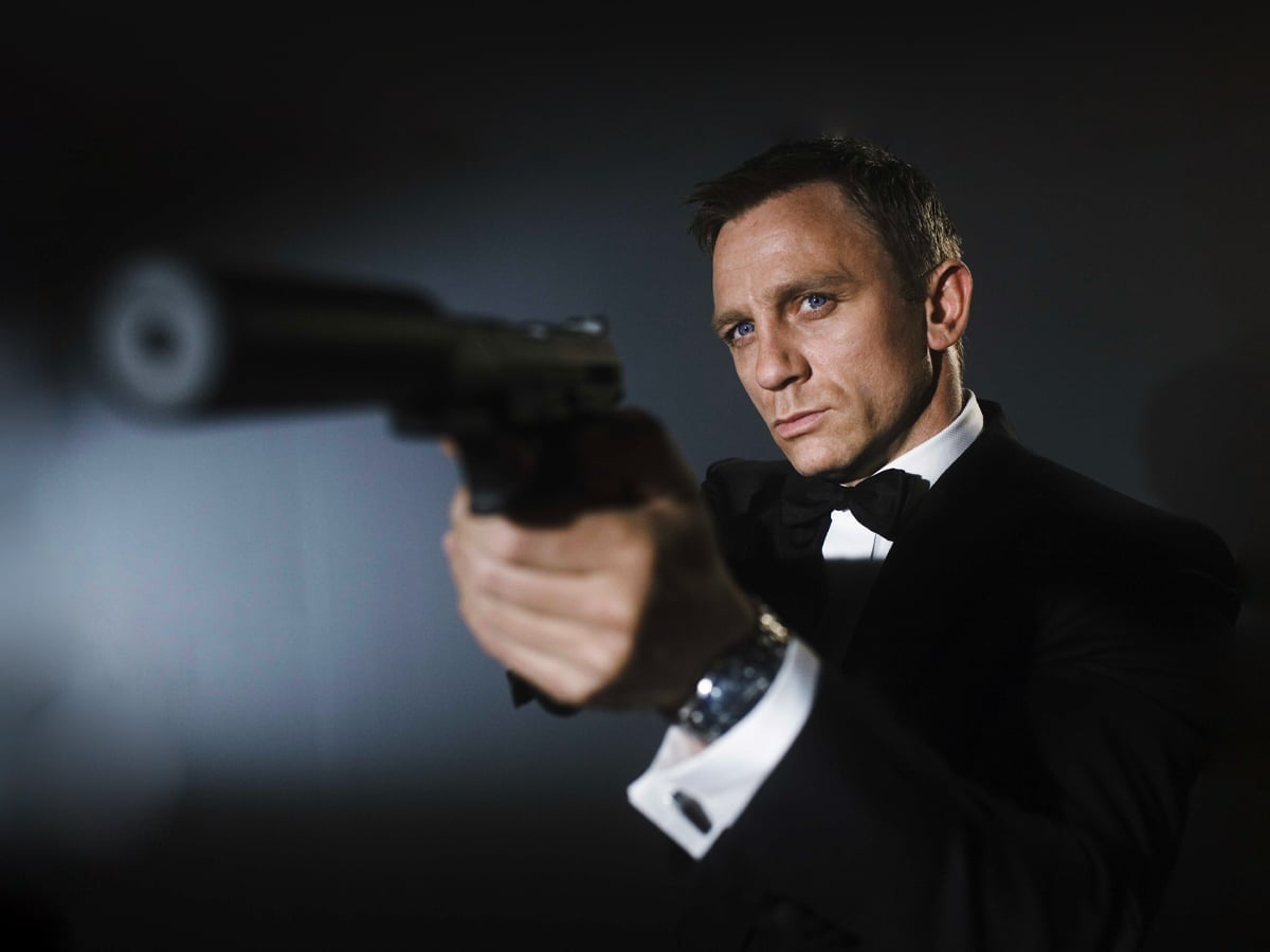 Daniel craig bond not a woman