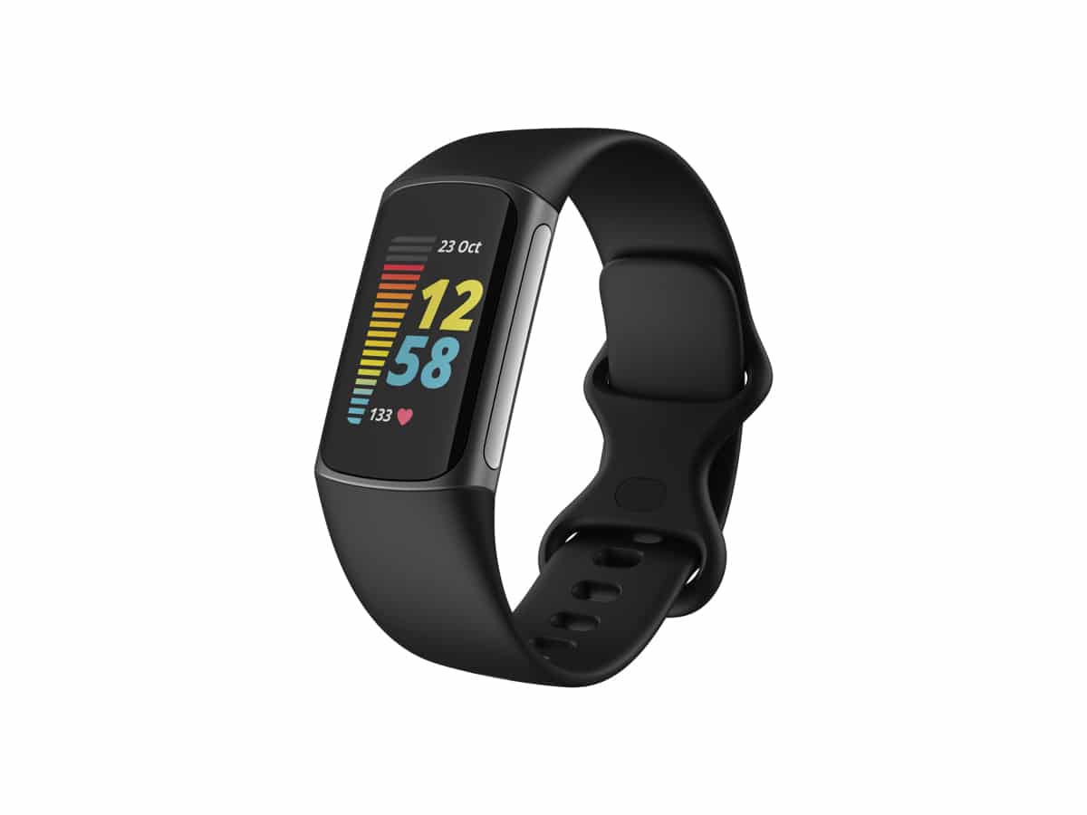 Fitbit charge 5 slightfront