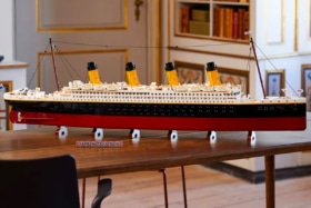 Lego titanic 5