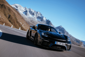Porsche cayman gt4 rs 7
