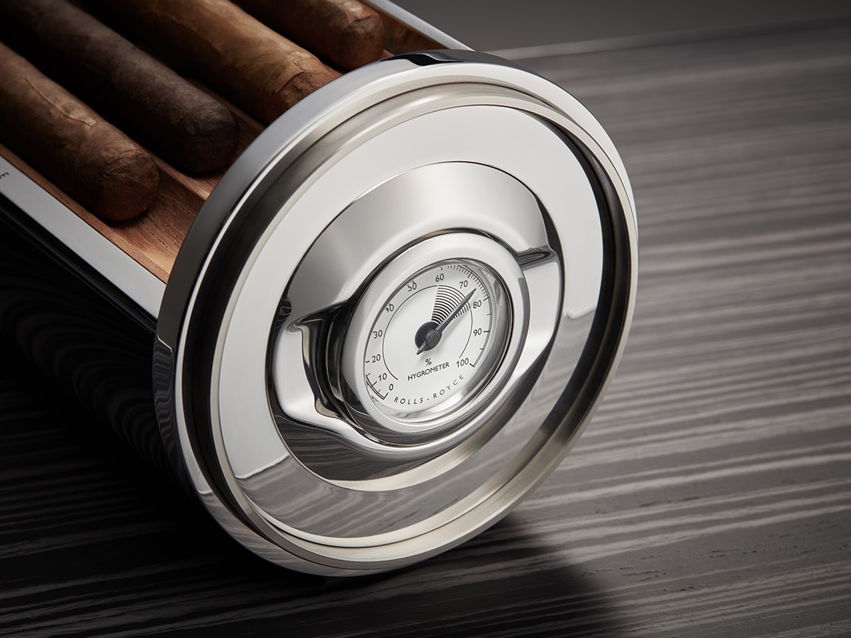 Rolls royce whisky and cigar chest