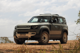 2022 land rover defender 90 at the narrow place 1
