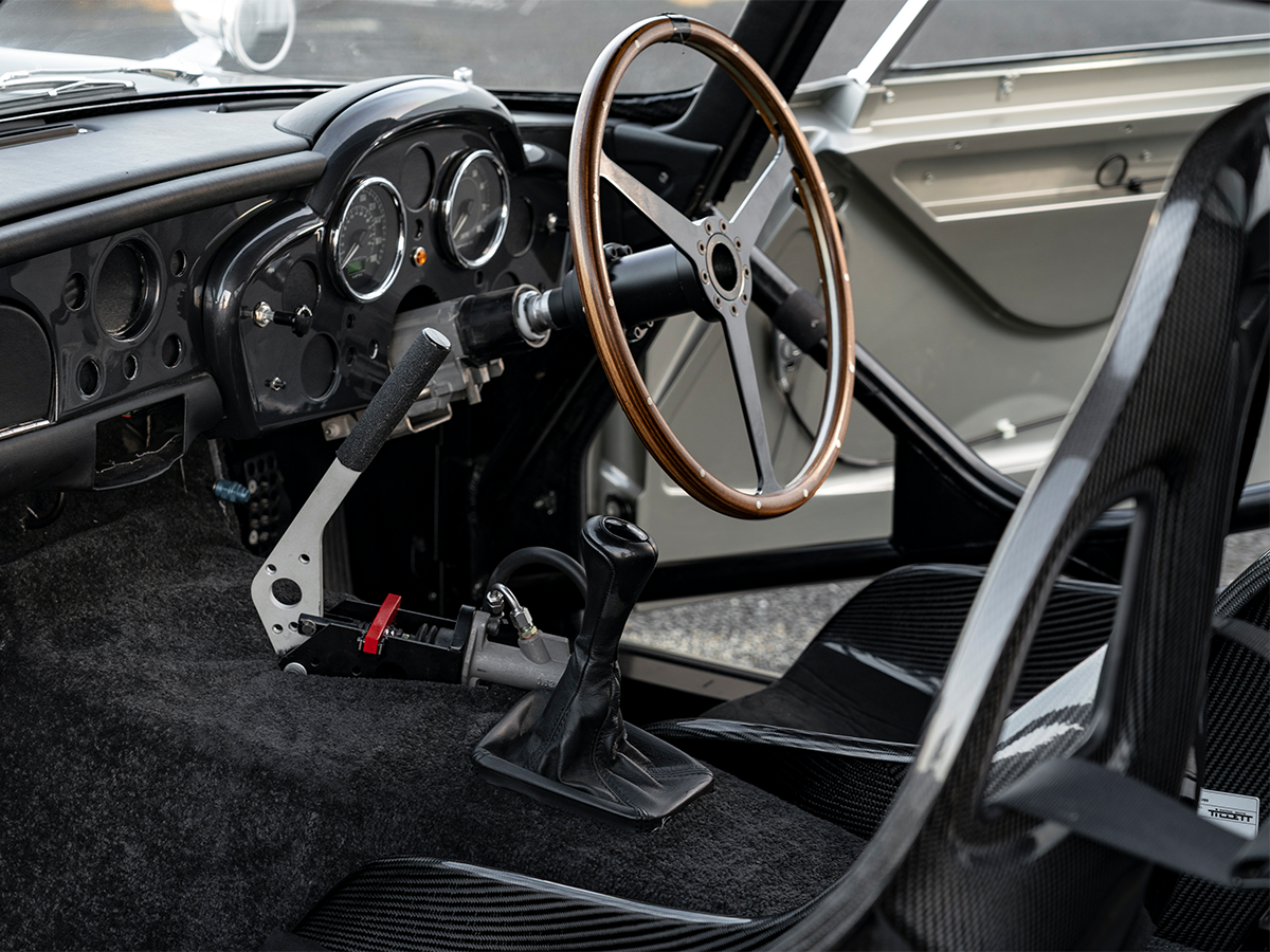 Aston martin db5 stunt car interior 3