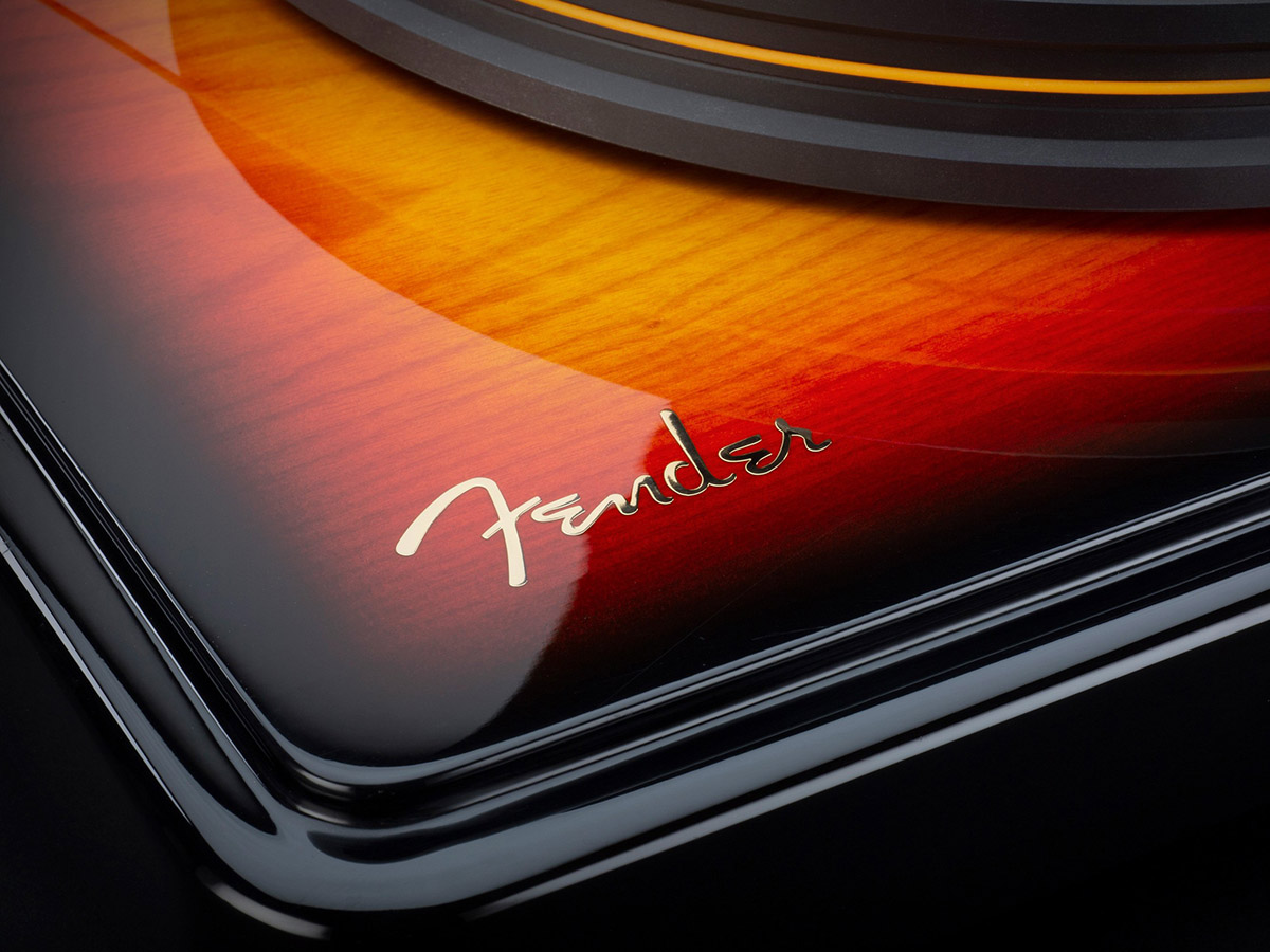 Fender turntable limited edition detail logo