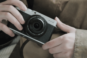 Fujifilm x e4 review
