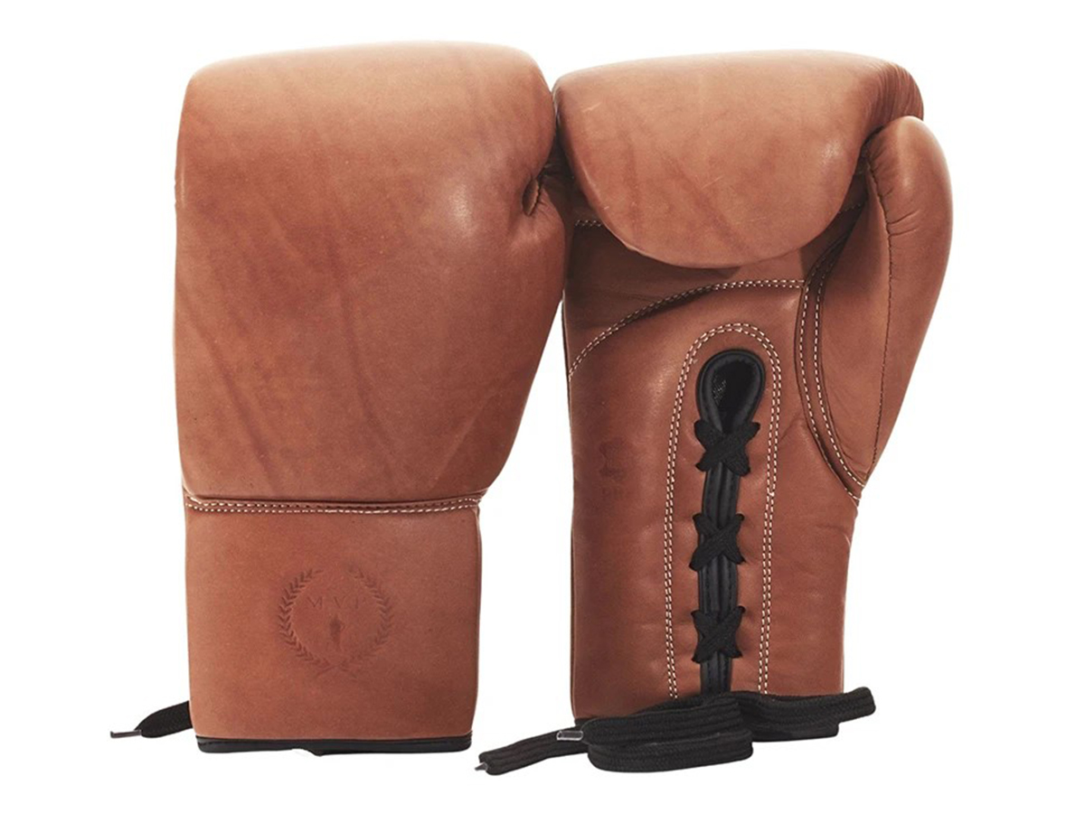 modest vintage player pro boxing gloves