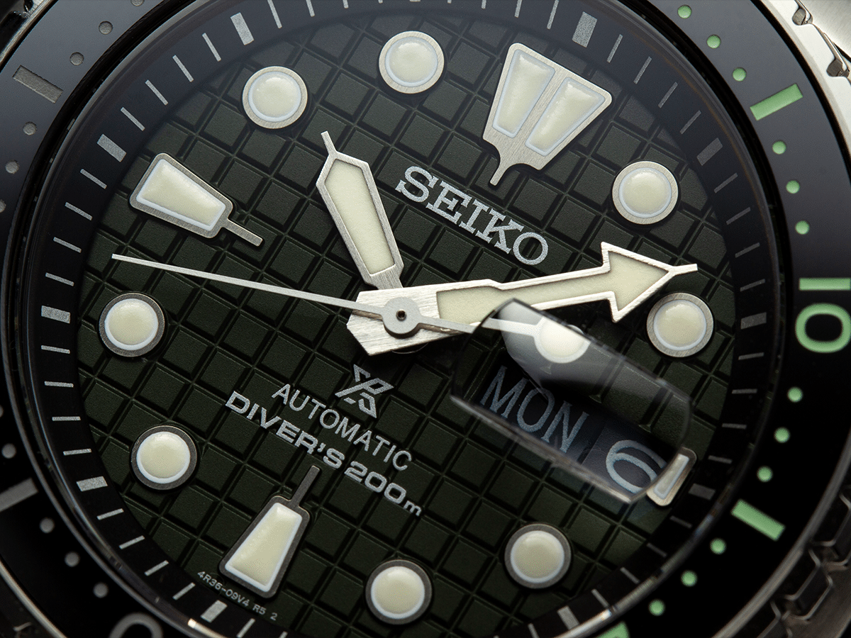Seiko prospex king turtle srph37k dial close up 2