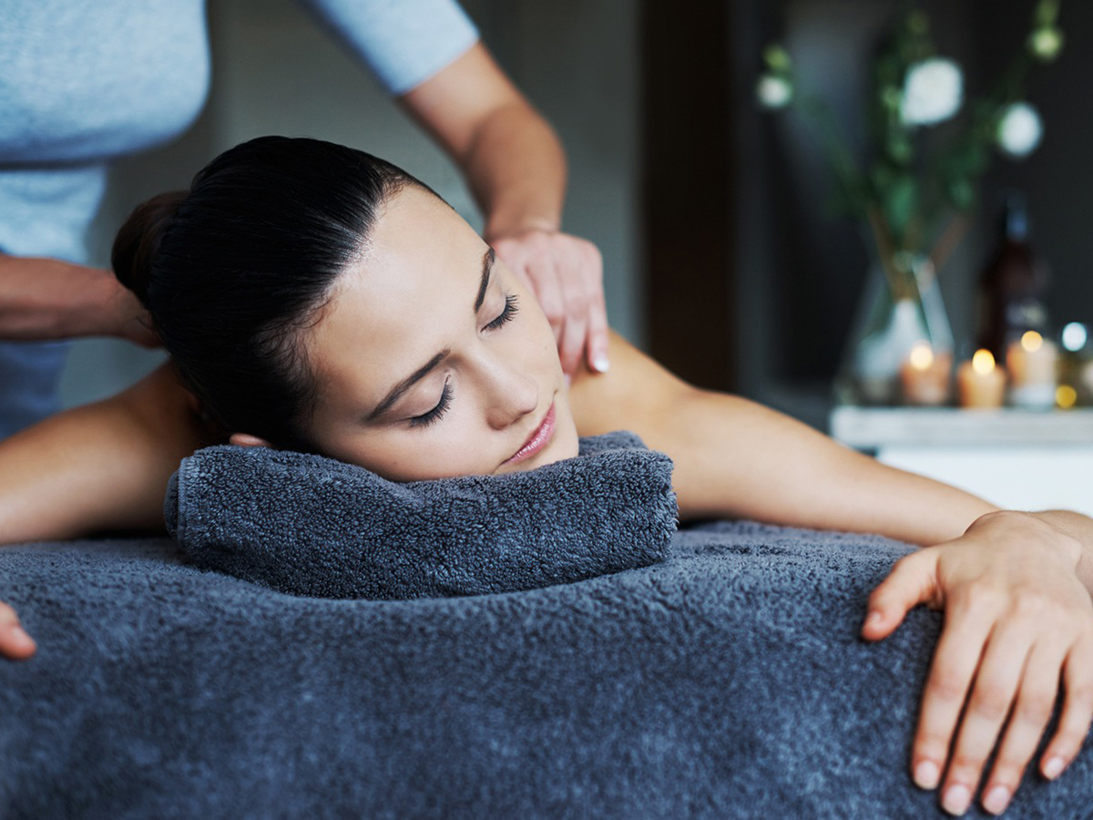woman having massage at alysium day spa sydney