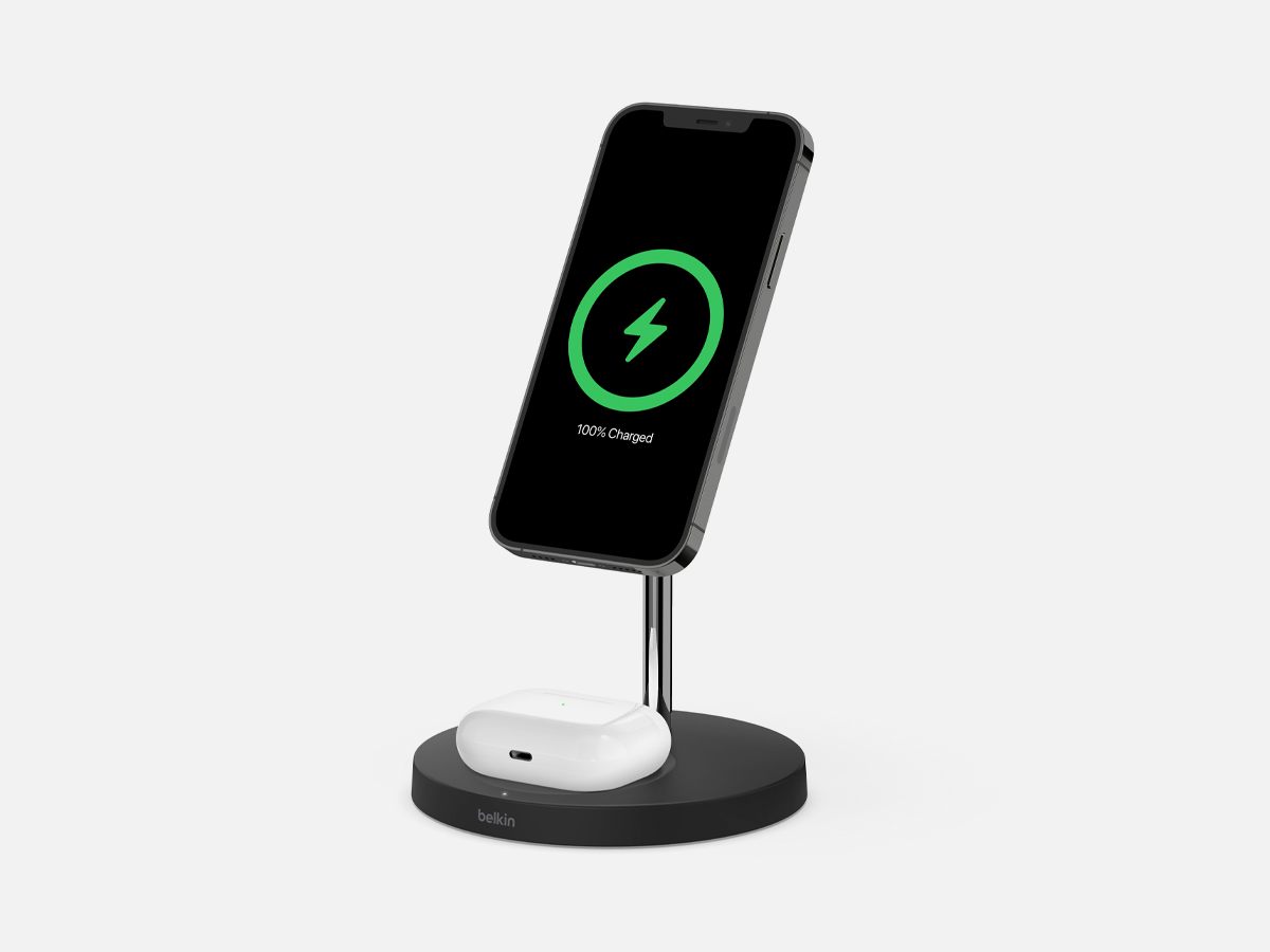 Belkin boostcharge pro 2 in 1 wireless charger stand with magsafe