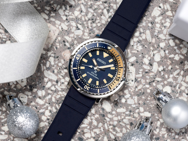 seiko 5 automatic luminous dial