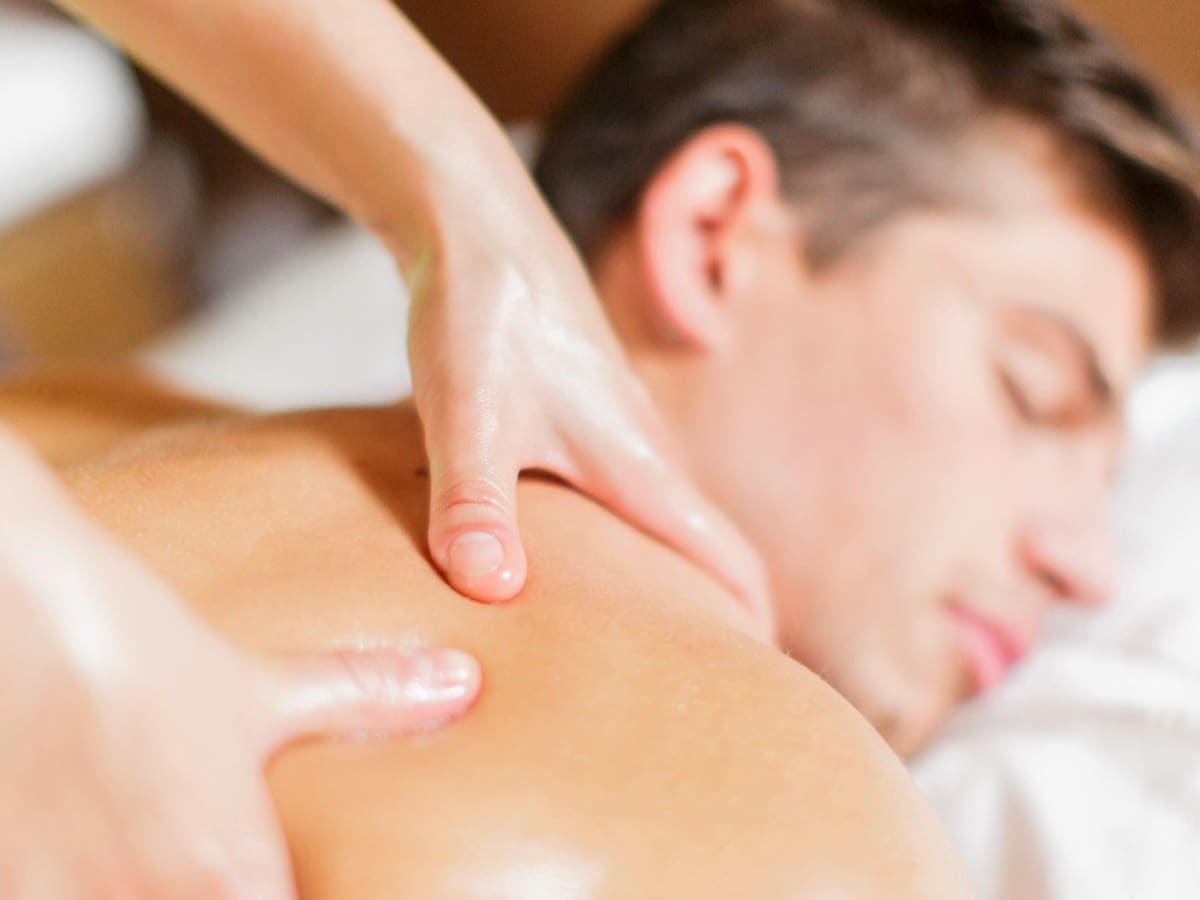 Stress fix massage at Eloura Lifestyle Salon and Spa