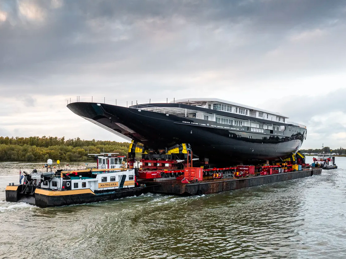 bezos yacht dutch bridge