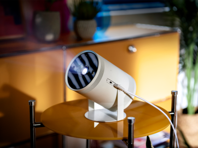 Samsung the Freestyle Review: Punchy Pocket Projector