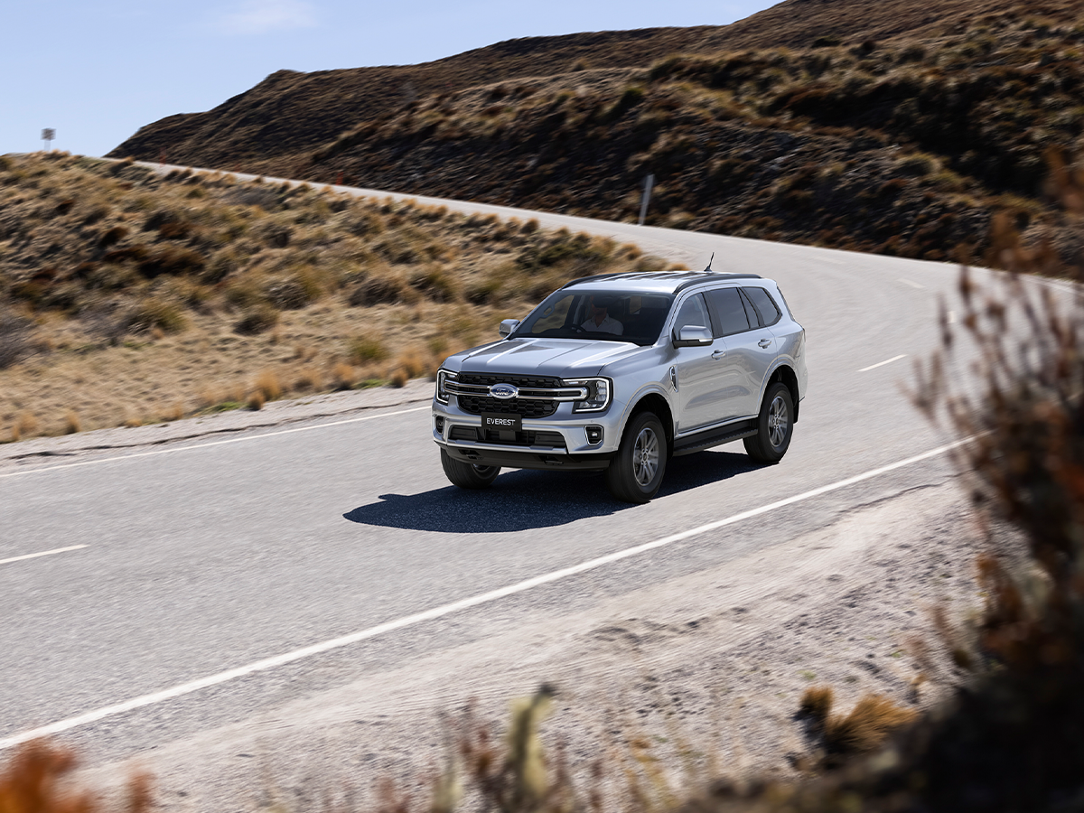 2023 ford everest on the road