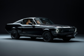 Charge mustang