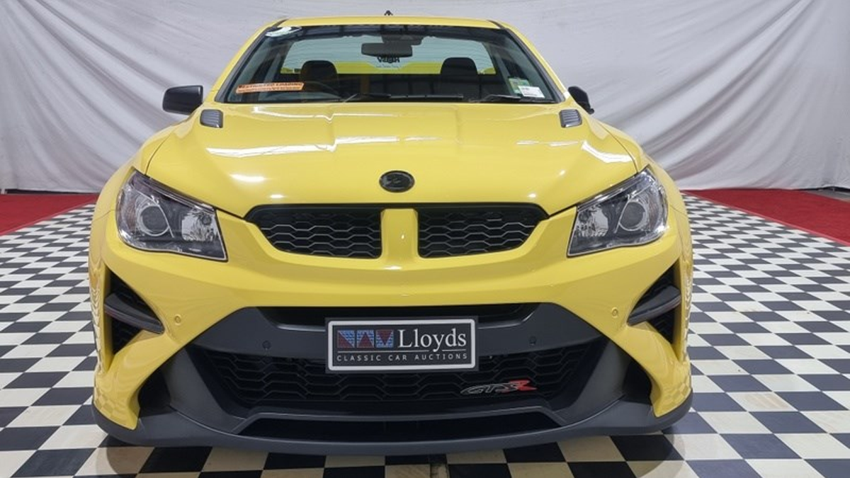 Hsv gts r w1 ute yellah auction front