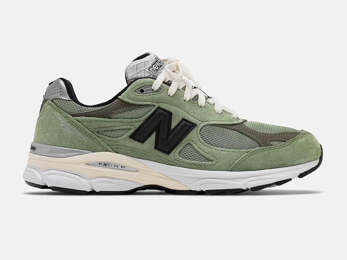 Jjjjound x new balance 990v3 olive lateral