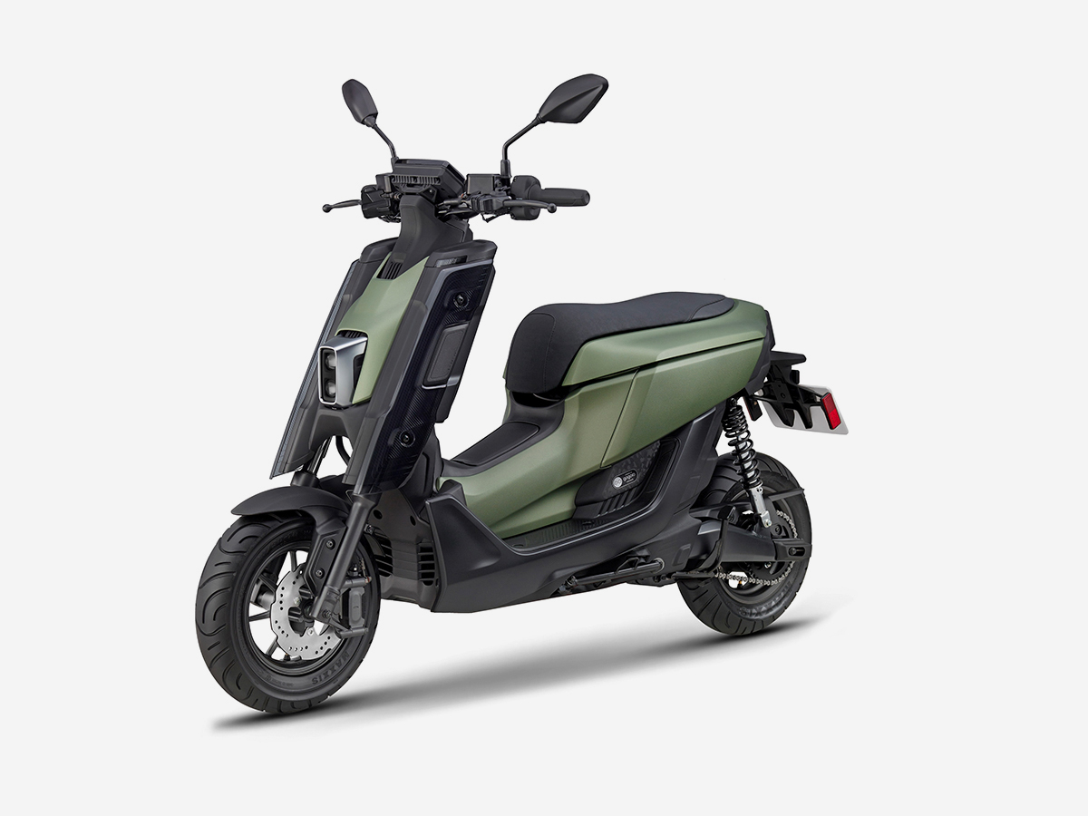 Yamaha emf scooter