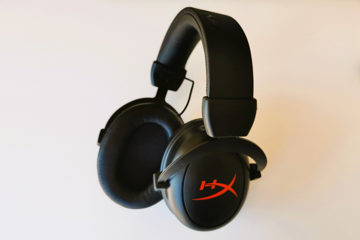 HyperX Cloud Alpha Wireless review: battery champ