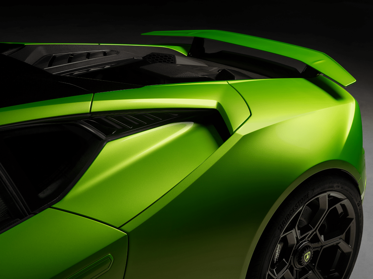 Angolo posteriore della Lamborghini Technica