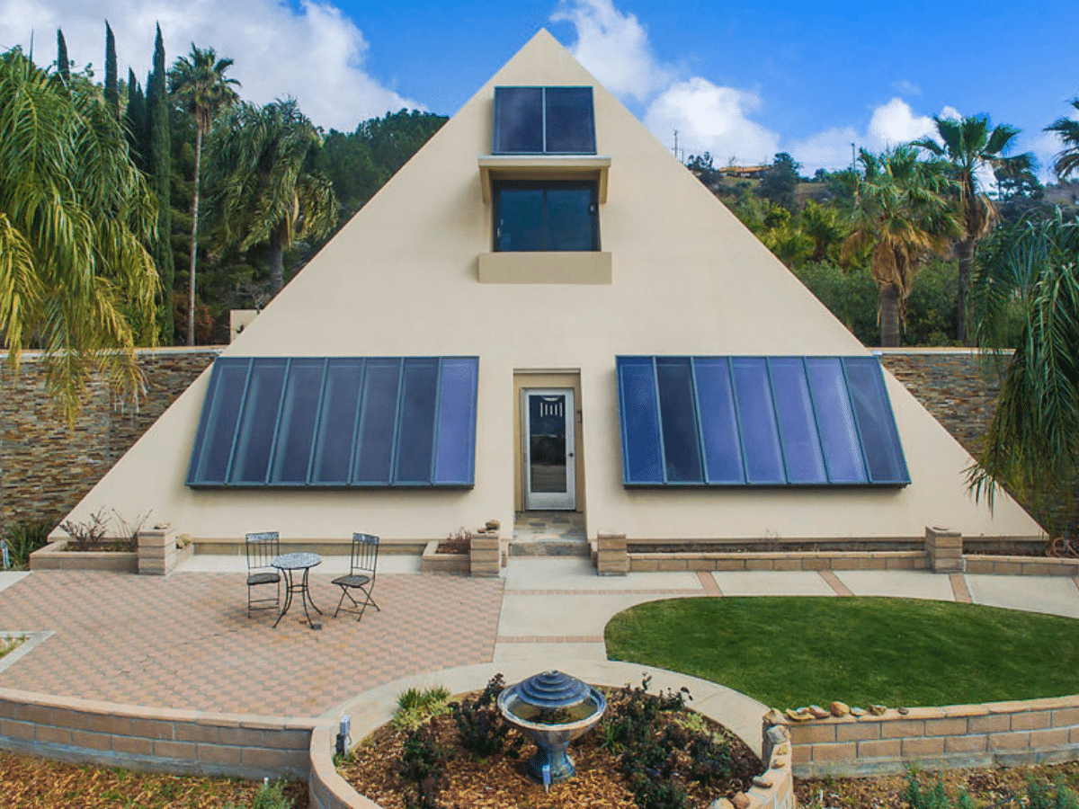 Pyramid house backdoor