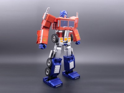 Hasbro's $1,400 Robotic Optimus Prime Might Be the Most Advanced Toy Ever Made