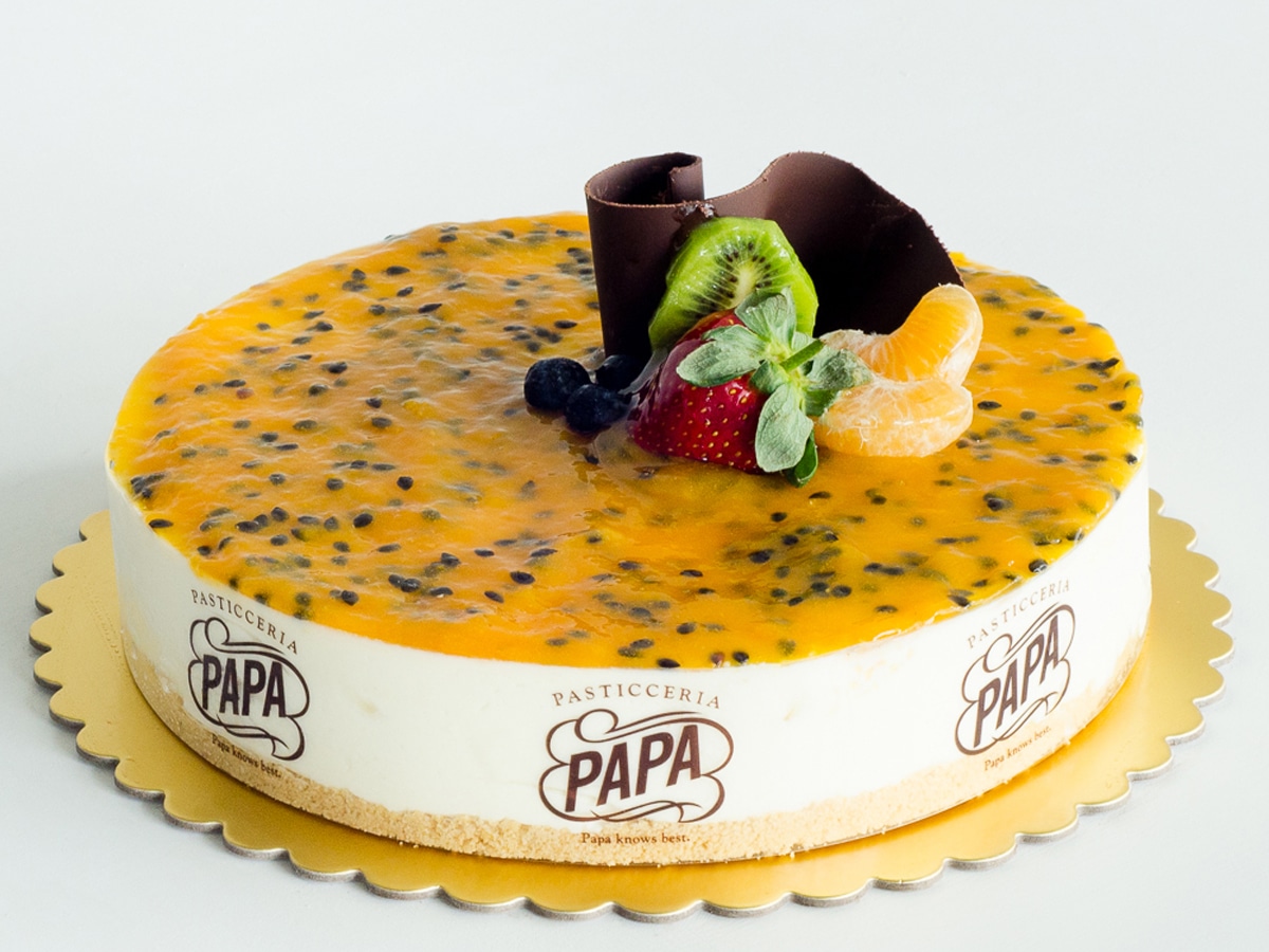 Papa pasticceria passionfruit large cheesecake