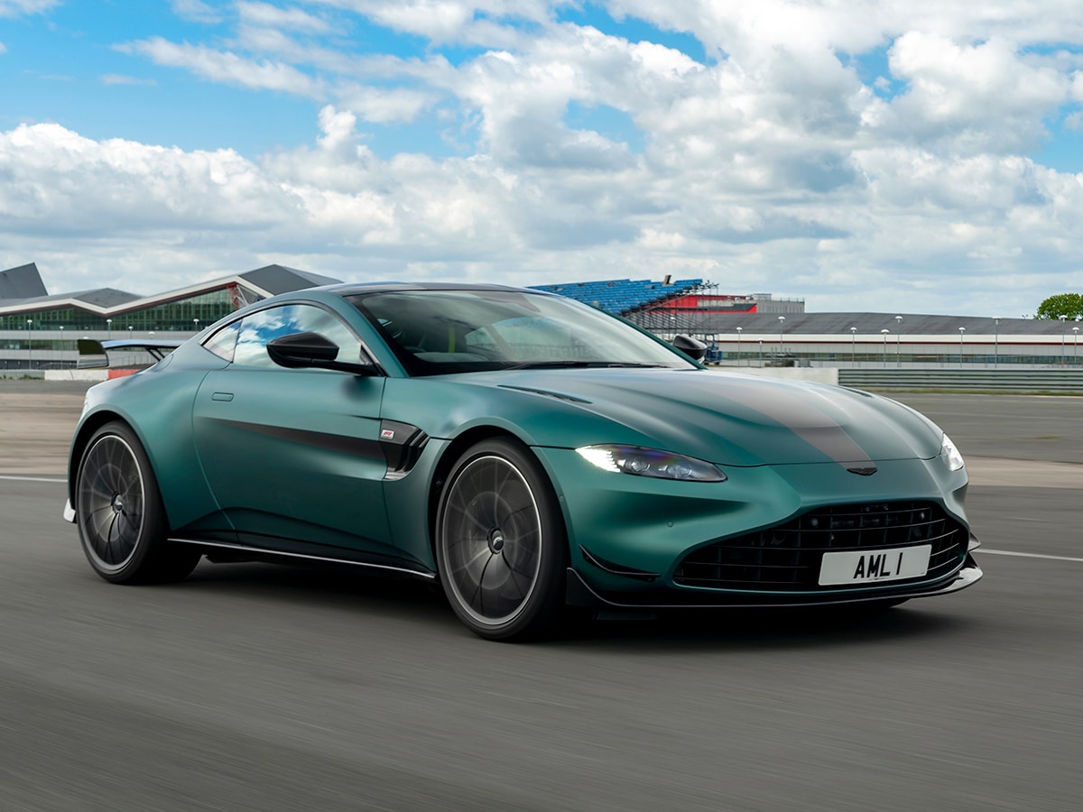 Aston martin vantage f1 edition 6