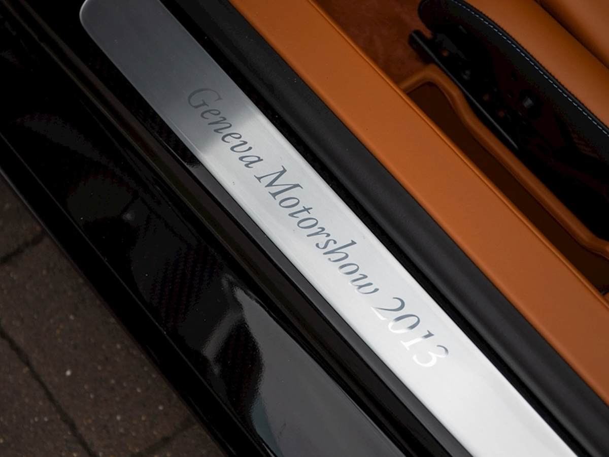 Bugatti veyron vitesse geneva motorshow exclusive