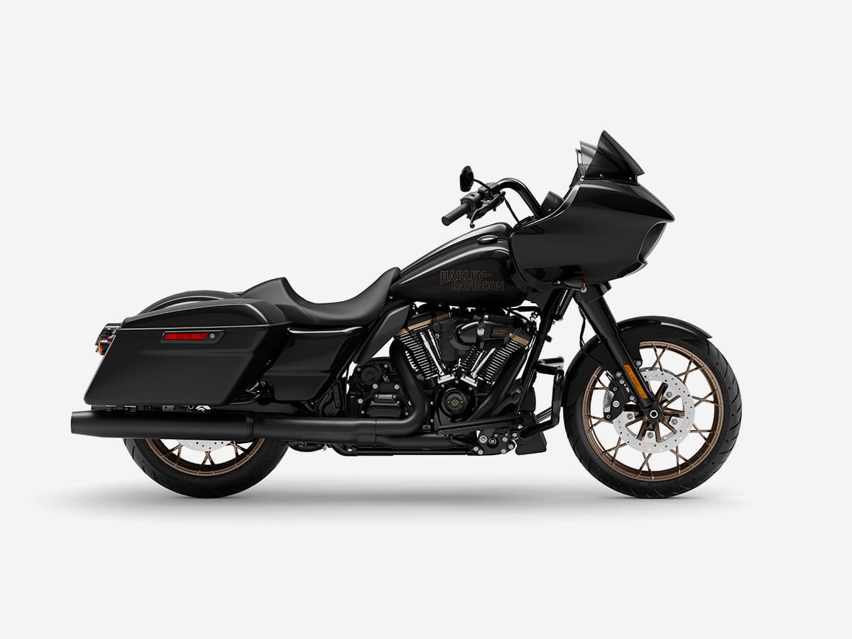 Harley davidson road glide st review 5