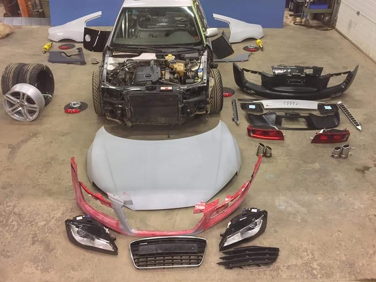 Audi a4 to r8 conversion during