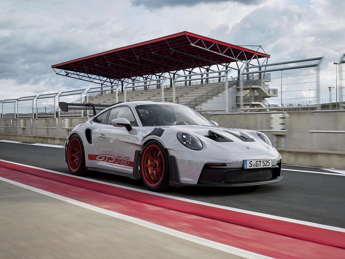 Cuarto delantero del Porsche GT3 RS 2023