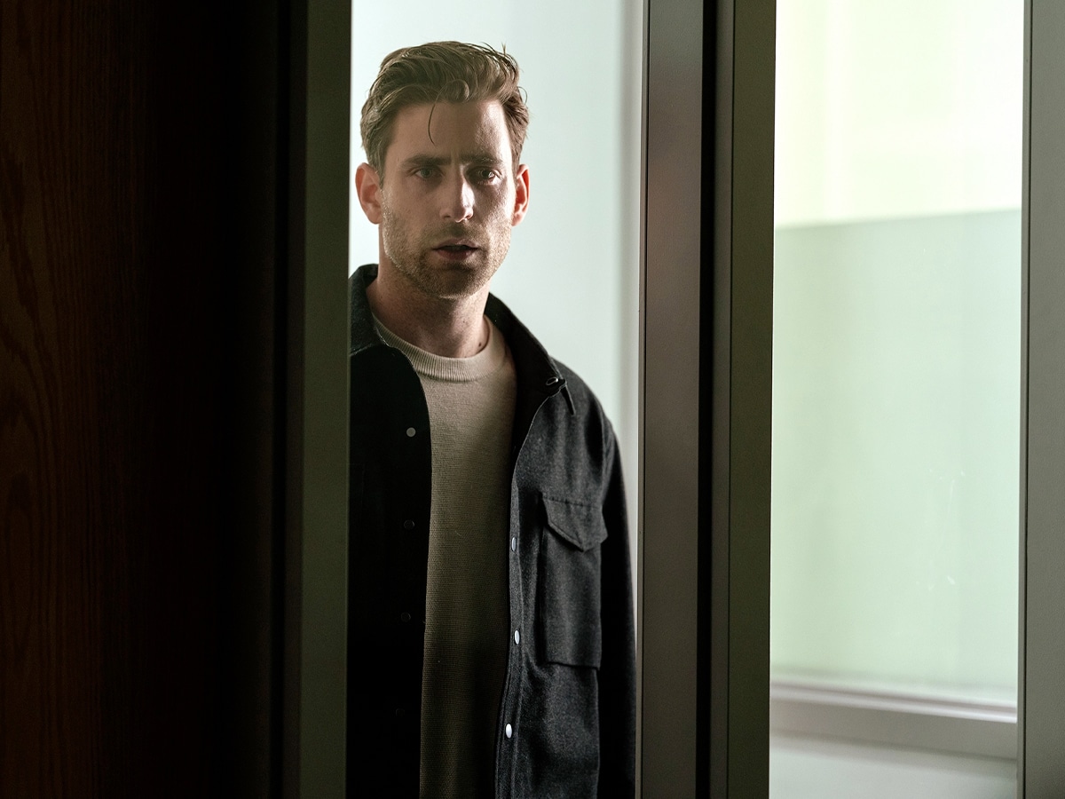 Oliver Jackson-Cohen in 'Surface' (2022) | Image Apple TV+