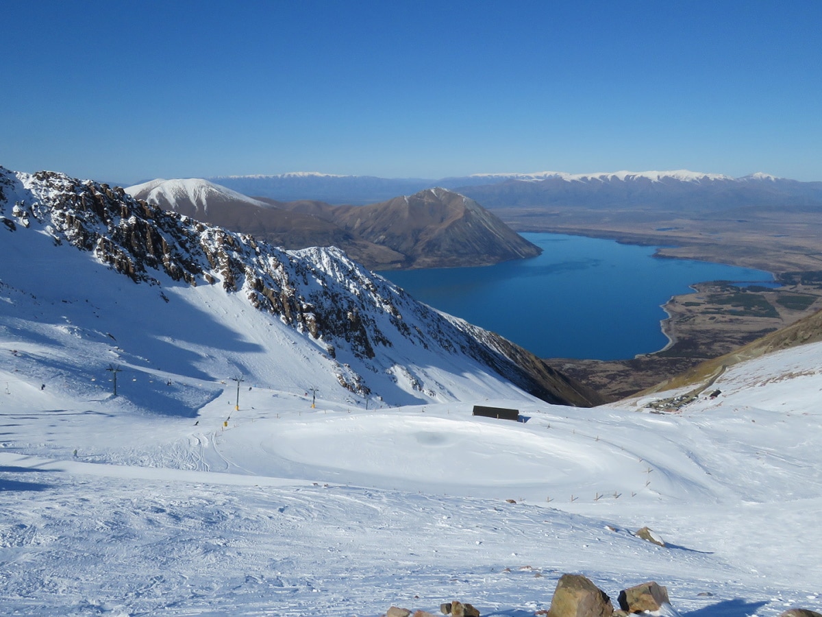 Fresh Atmosphere of the Ohau Ski Field and Gorgeous View of Lake Ohau