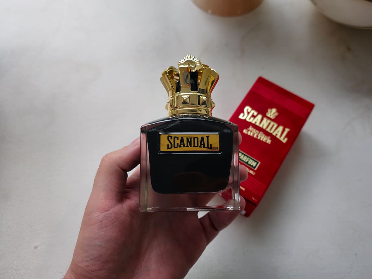 Jean paul gaultier scandal in hand