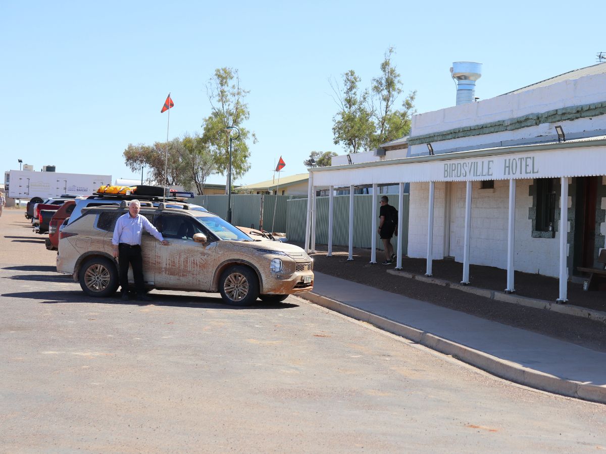 Mitsubishi outlander phev birdsville hotel