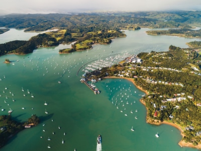 Captain's Choice Launches $33,000 Private Jet Tour of New Zealand