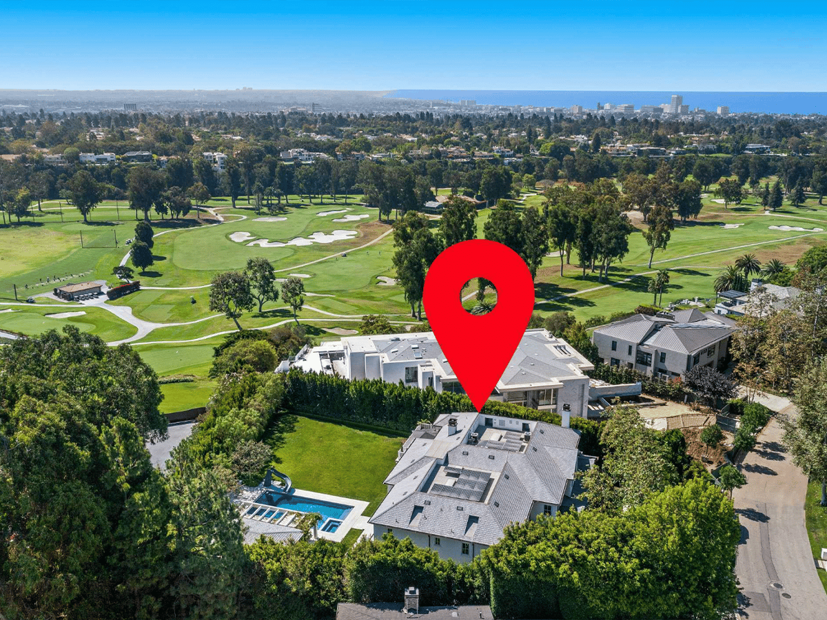 Ben Affleck Lists Pacific Palisades Mansion