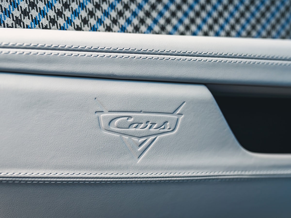 Cars seat logo