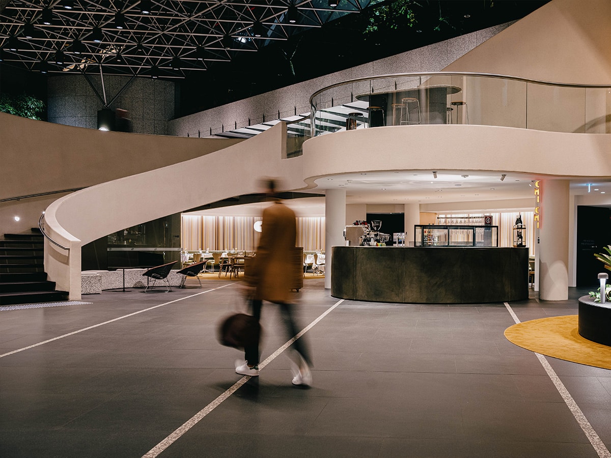 Chi Chi Dining Restaurant Review Man of Many