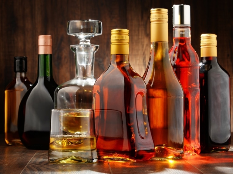 What is Brandy? An Experts Guide to the Famously Smooth Spirit | Man of ...