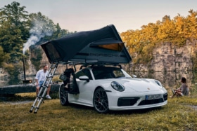 Porsche rooftop tent feature