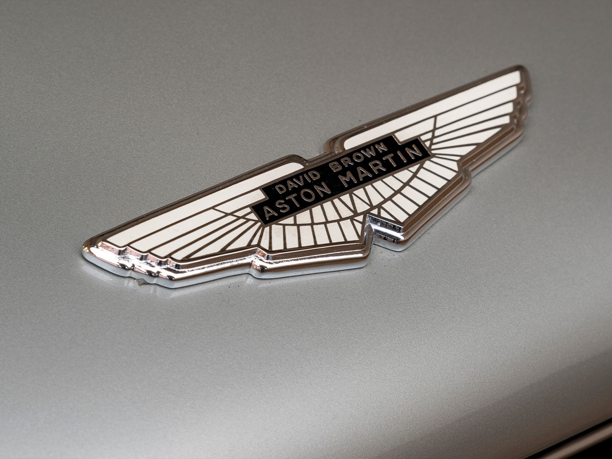 Auction no time to die aston martin replica db5 stunt car badge
